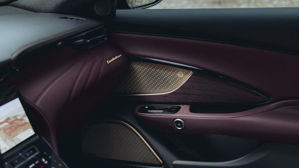 2 μοναδικές Maserati γιορτάζουν την επιστροφή της μάρκας στο σπίτι της